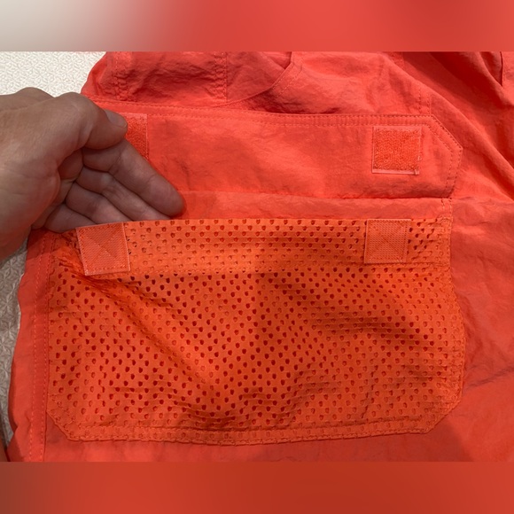 NWT Outdoor Voices RecNylon 4” shorts in Hot Coral. Pockets galore!! - Picture 4 of 6